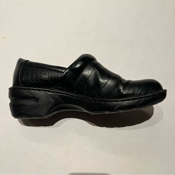 BOC Women's Heeled Slip On Clogs  Black Size 11M Embossed - Picture 7 of 10